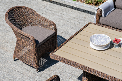 "Равенна" плетеное кресло из искусственного ротанга, цвет коричневый с серо-коричневой подушкой