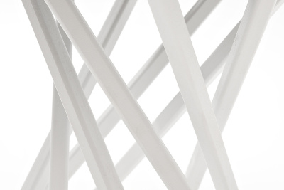 "Сантьяго" журнальный стол из HPL круглый Ø40 H55, каркас из стали белый, цвет столешницы "молочный"